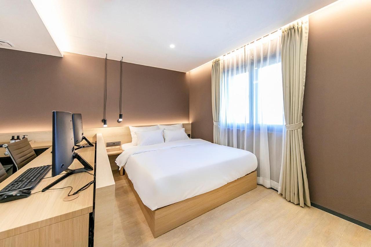 Hotel Yaja Gimhae Экстерьер фото