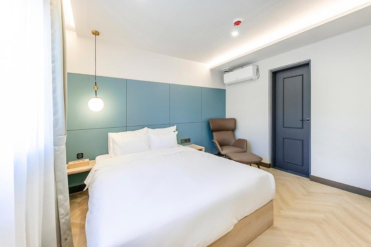 Hotel Yaja Gimhae Экстерьер фото