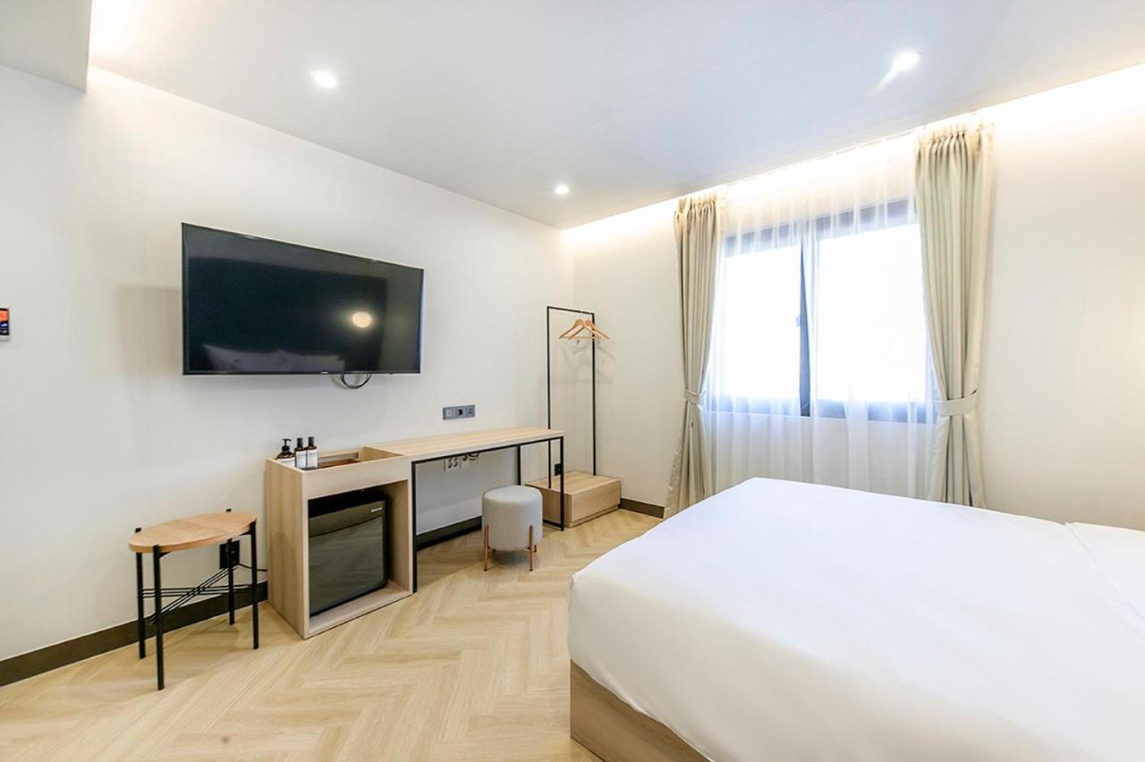 Hotel Yaja Gimhae Экстерьер фото