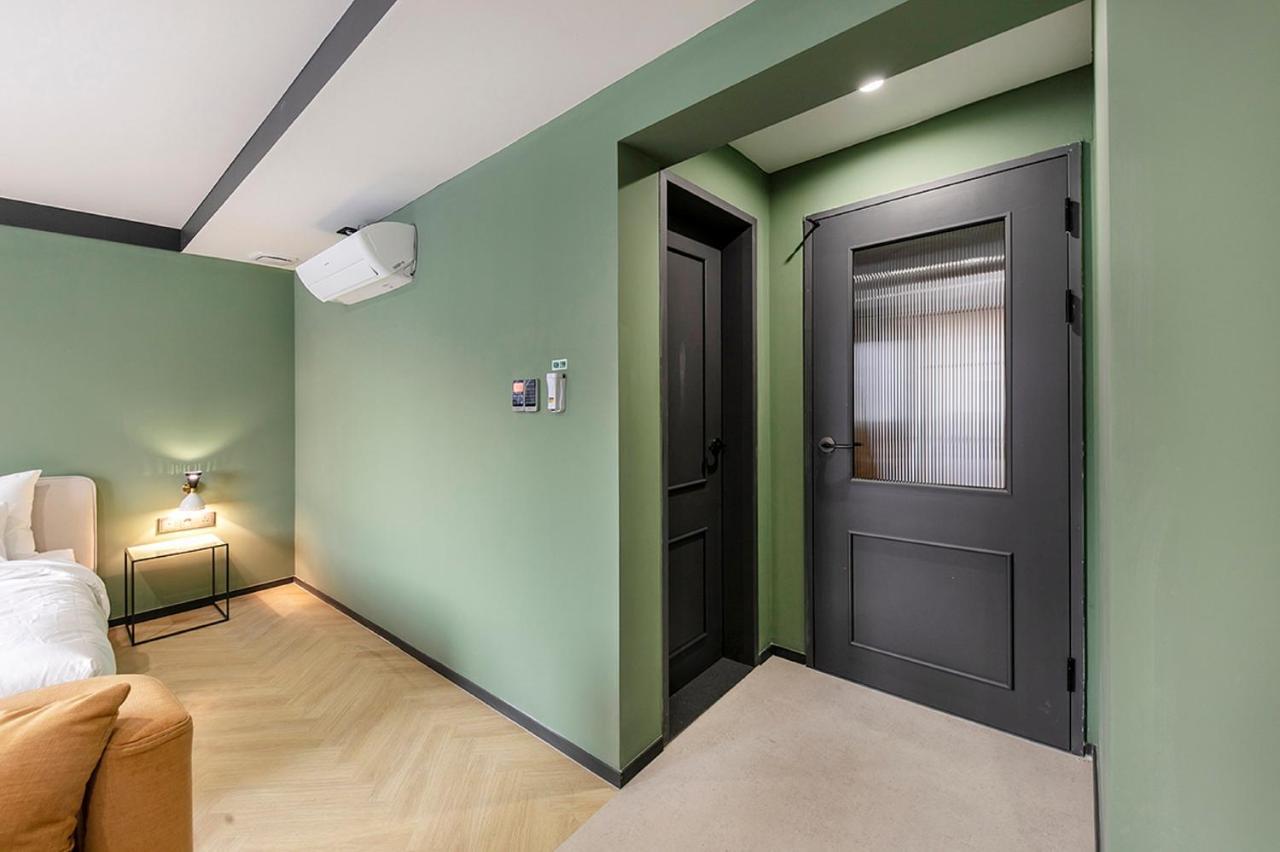 Hotel Yaja Gimhae Экстерьер фото