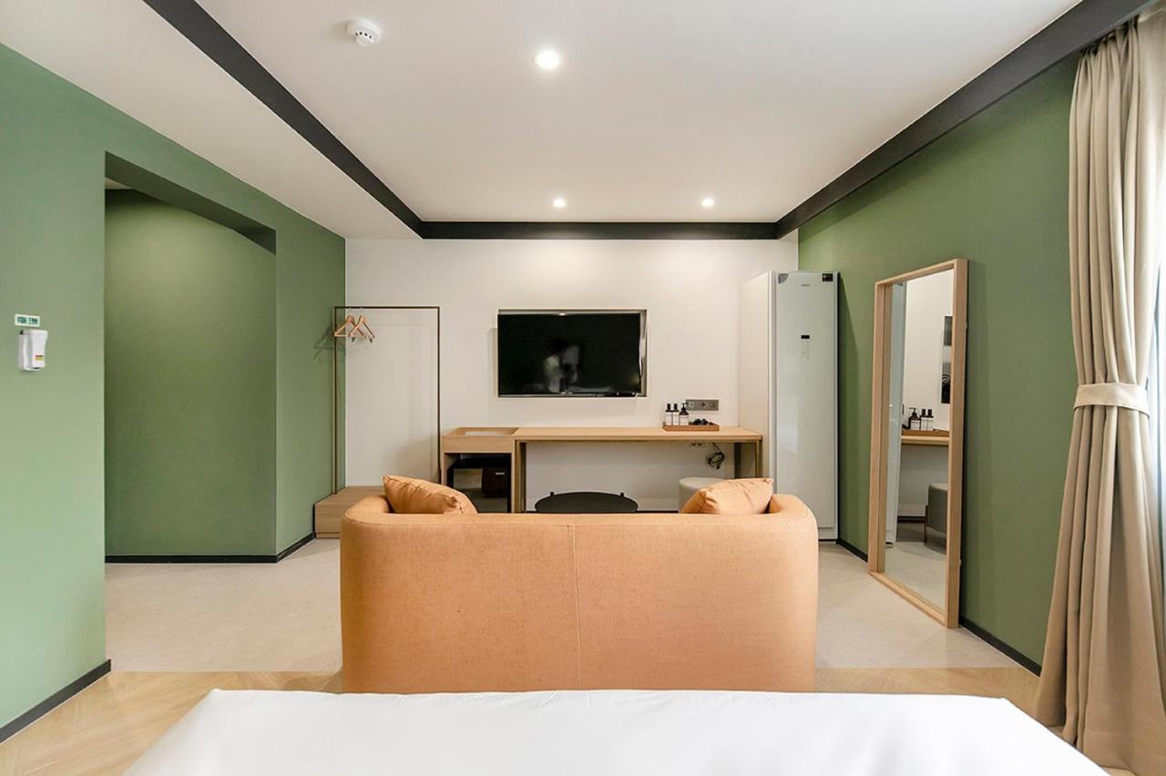 Hotel Yaja Gimhae Экстерьер фото