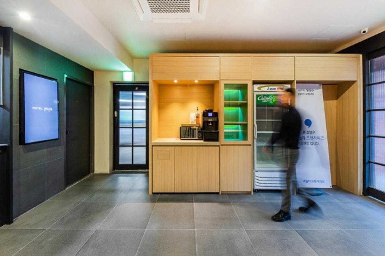 Hotel Yaja Gimhae Экстерьер фото
